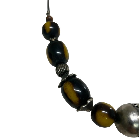 Vintage Large Chunky Wood Bead Silver Tone Tribal Necklace - Picture 6 of 7